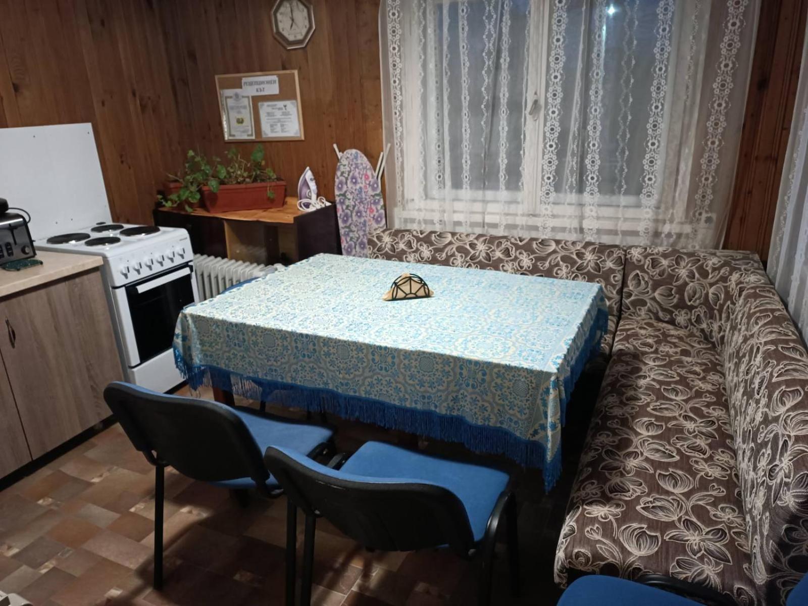 Къща За Гости Феникс Koprivştitsa Dış mekan fotoğraf